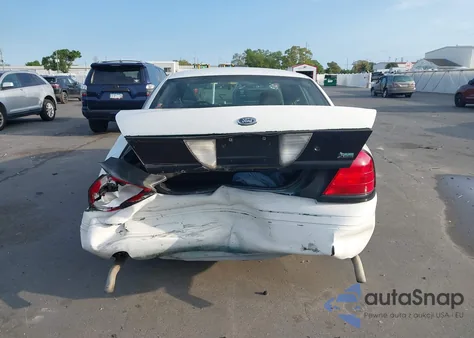 2006 Ford Crown Victoria Police/Police Interceptor из США, поврежденный, VIN 2FAHP71W66X124316